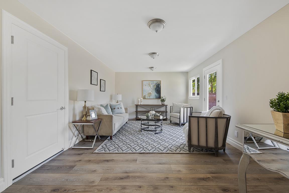 Cero Drive Santa Clarita, CA 91350 - Photo 37 of 45 a living room with furniture