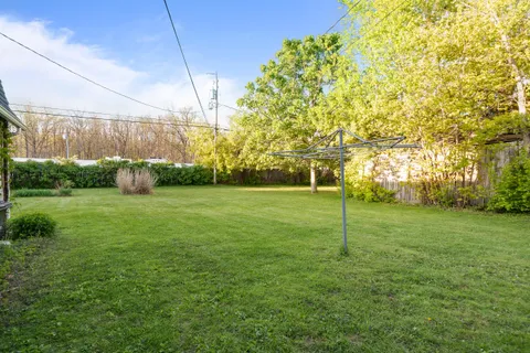 $344,900 | 1207 Grant Street, Lake Geneva, WI 53147