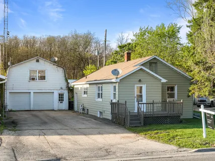 $344,900 | 1207 Grant Street, Lake Geneva, WI 53147