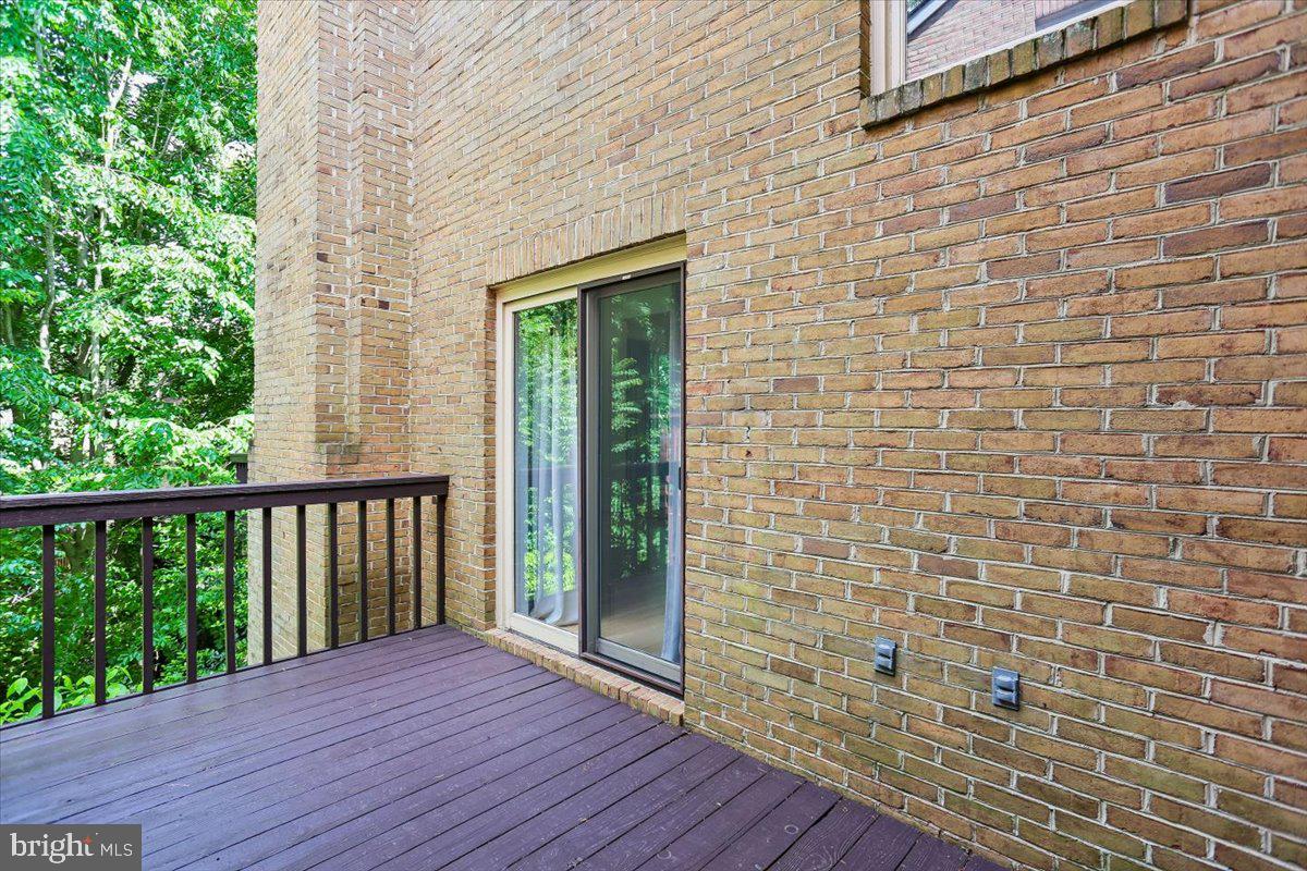 6113 Goldtree Way Bethesda, MD 20817 - Photo 30 of 75