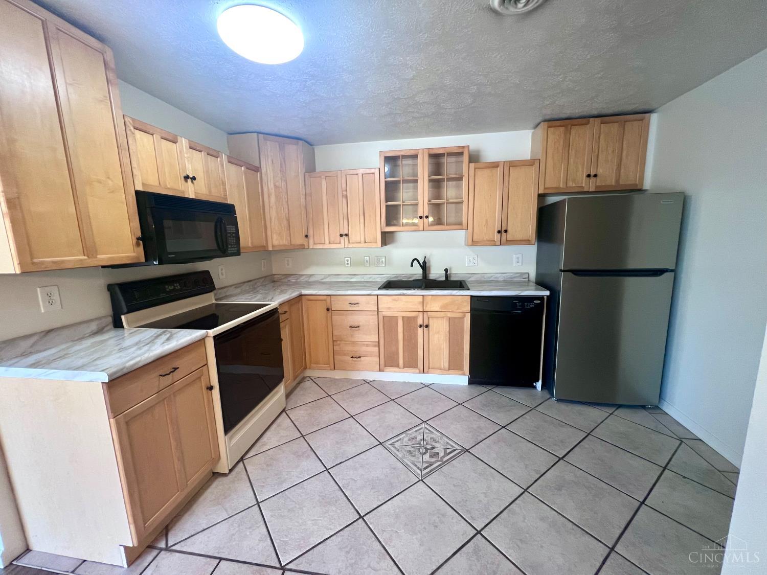 6584 Hearne Road, Unit 24 Cincinnati, OH 45248 - Photo 10 of 18