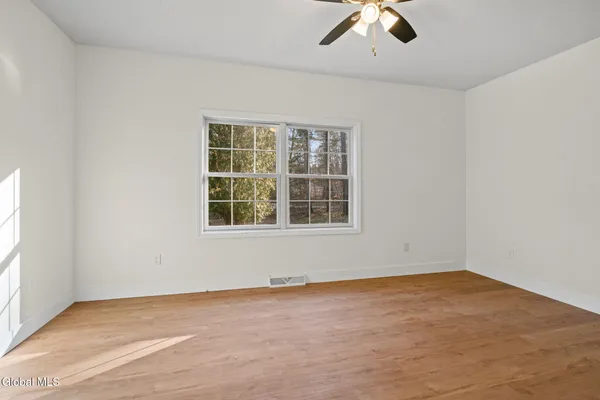$599,999 | 4870 Highway 50, Northumberland, NY 12831