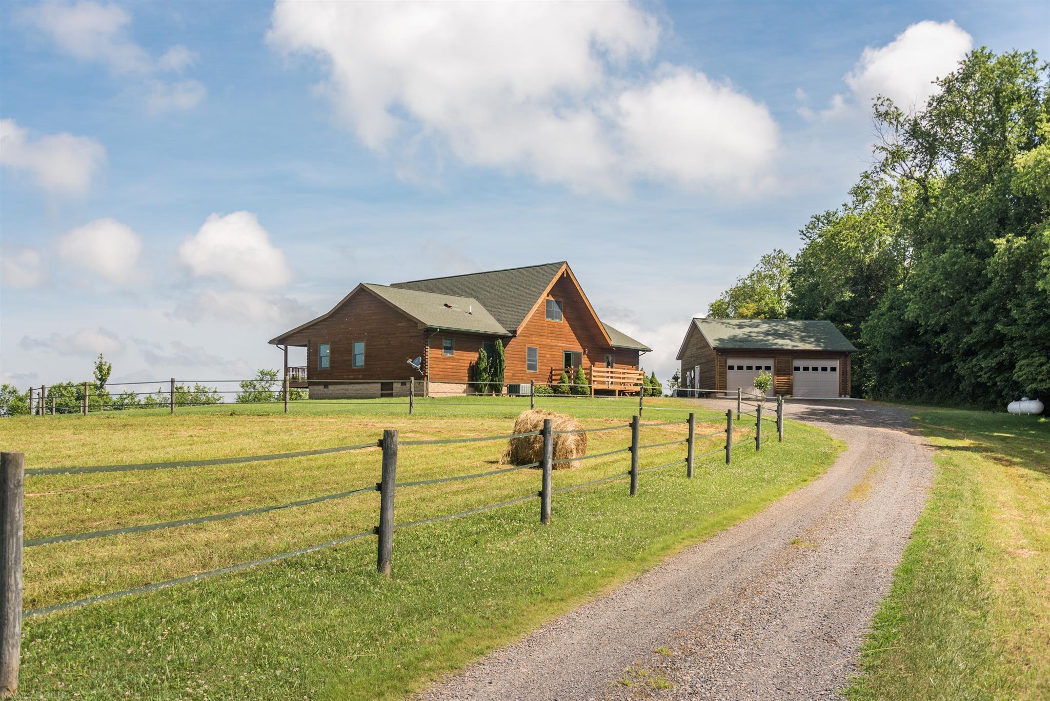 187 Hemlock Ridge Road Hillsville, VA 24343 - Photo 1 of 39 Gallery Image 1