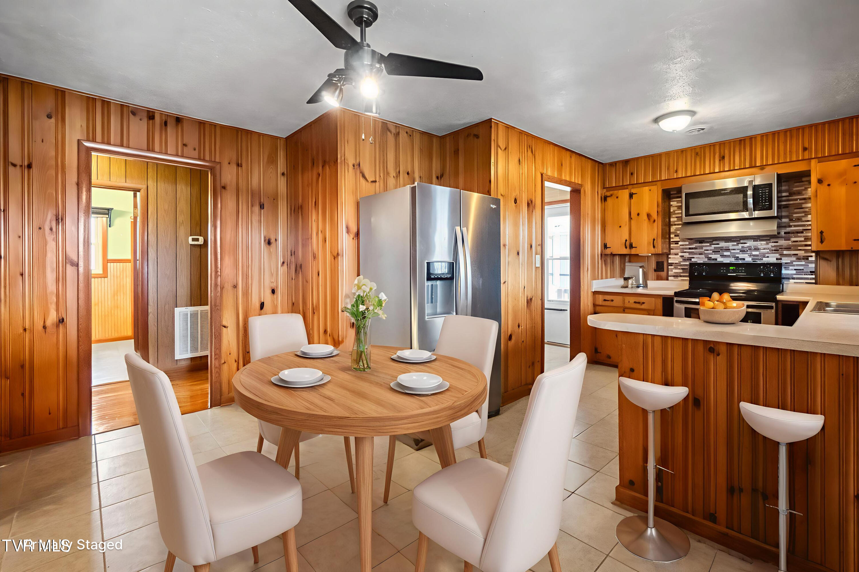 1830 Sunnyside Road Greeneville, TN 37743 - Photo 19 of 69 12 - Kitchen