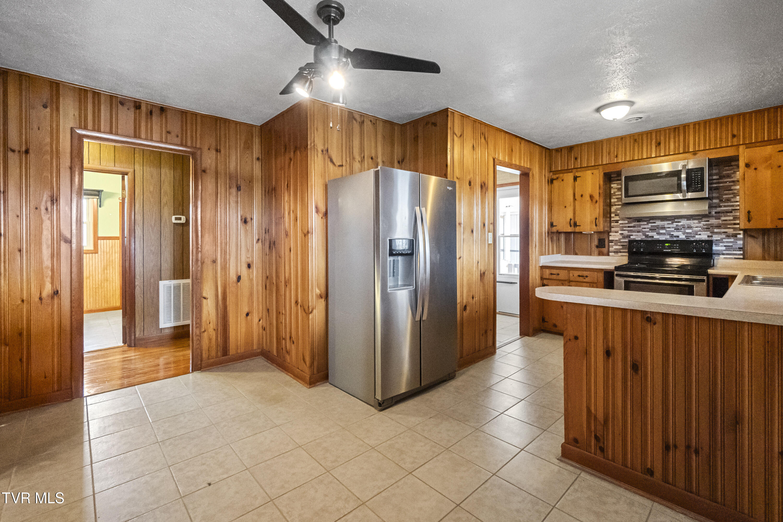 1830 Sunnyside Road Greeneville, TN 37743 - Photo 20 of 69 12