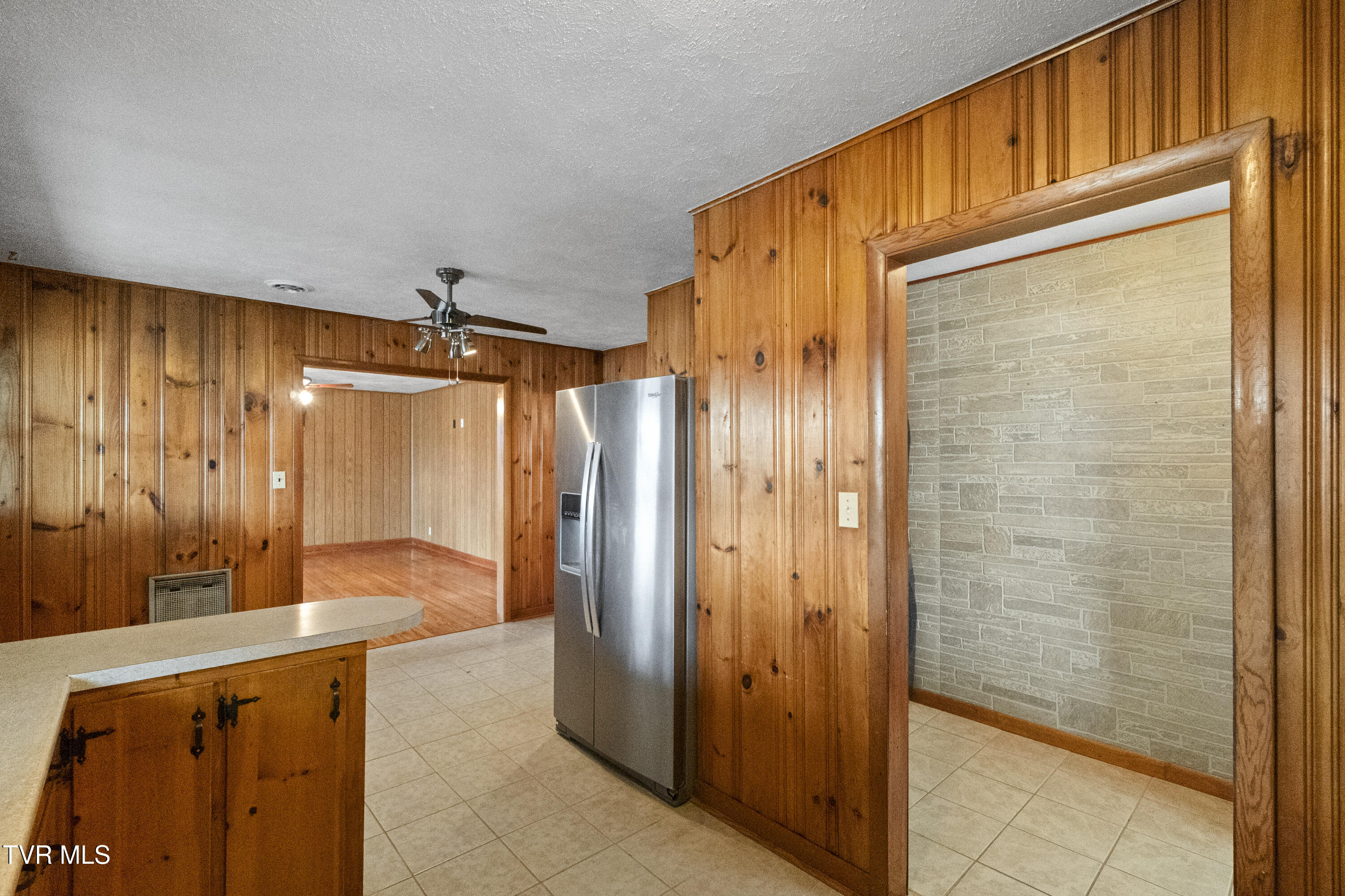 1830 Sunnyside Road Greeneville, TN 37743 - Photo 22 of 69 14