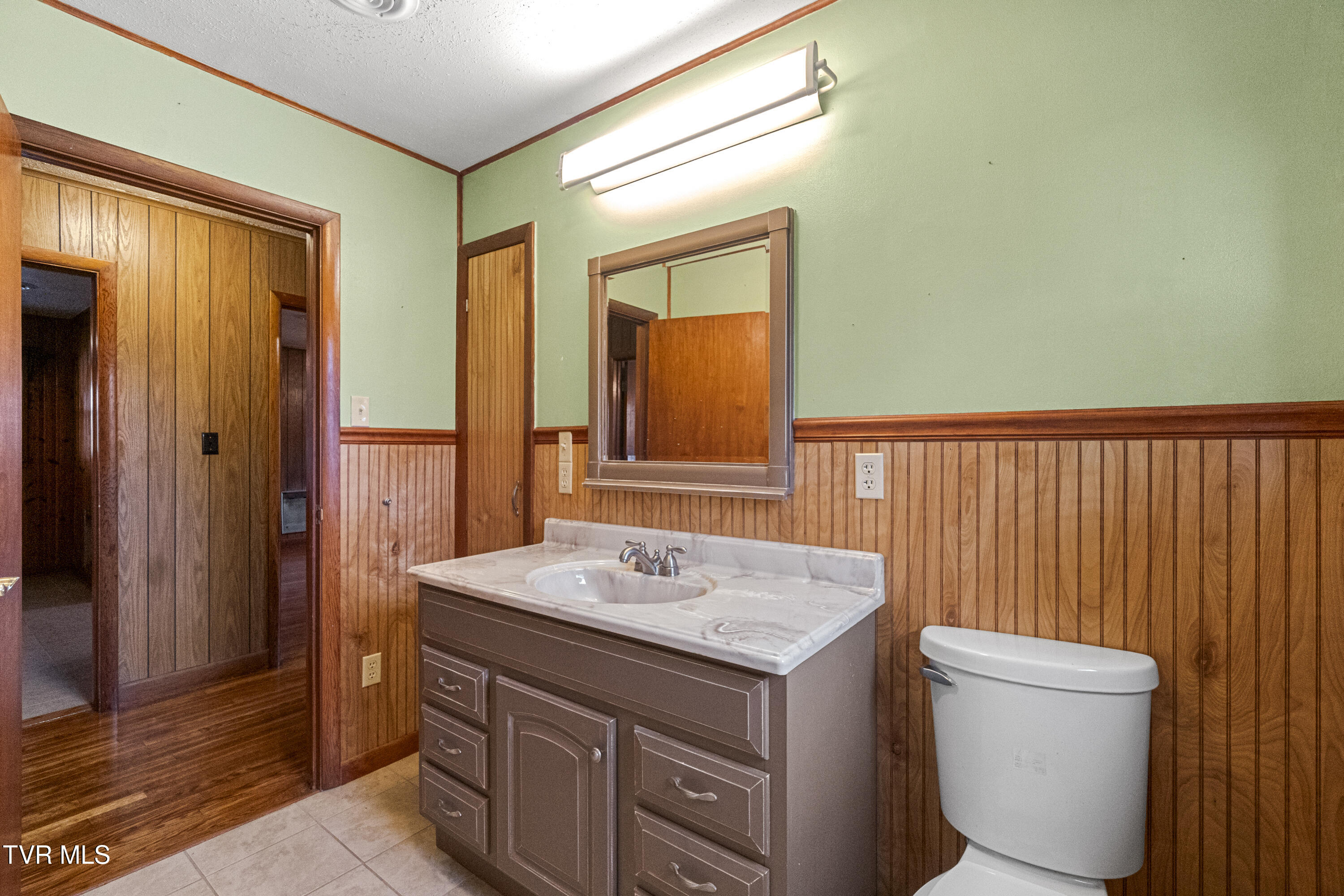 1830 Sunnyside Road Greeneville, TN 37743 - Photo 29 of 69 19