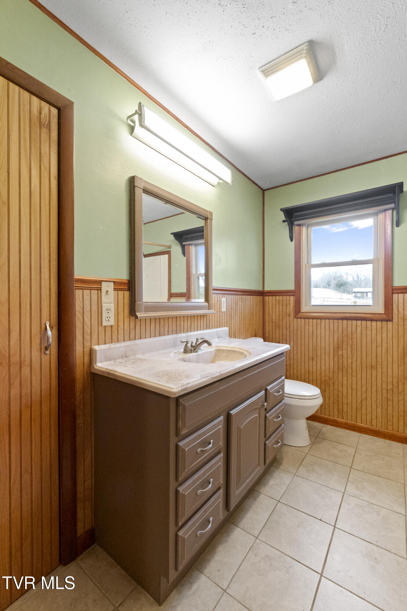 1830 Sunnyside Road Greeneville, TN 37743 - Photo 30 of 69 20