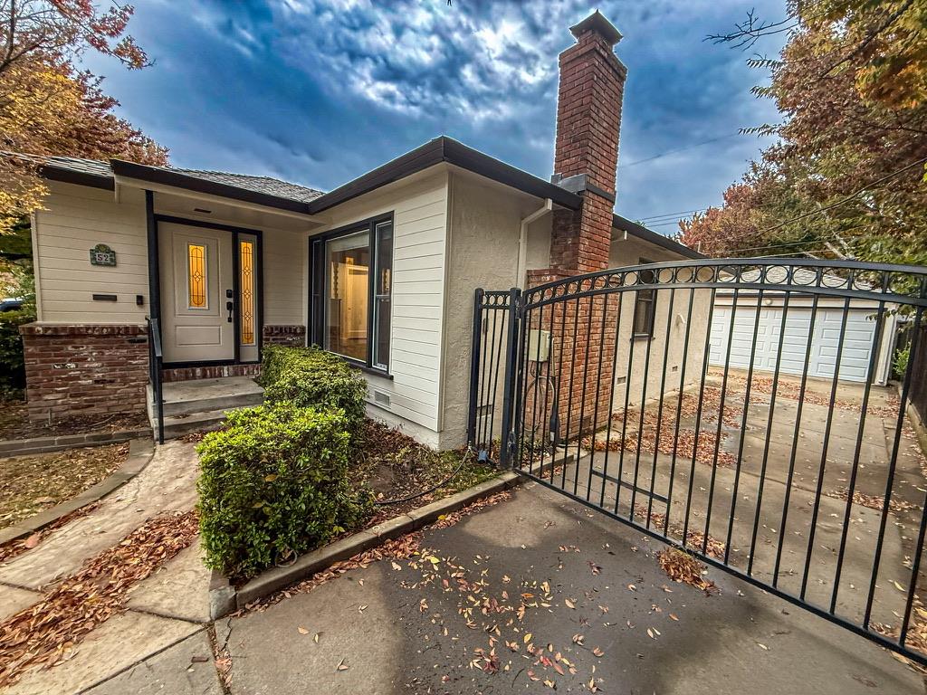 52 Coloma Way Sacramento, CA 95819 - Photo 1 of 47