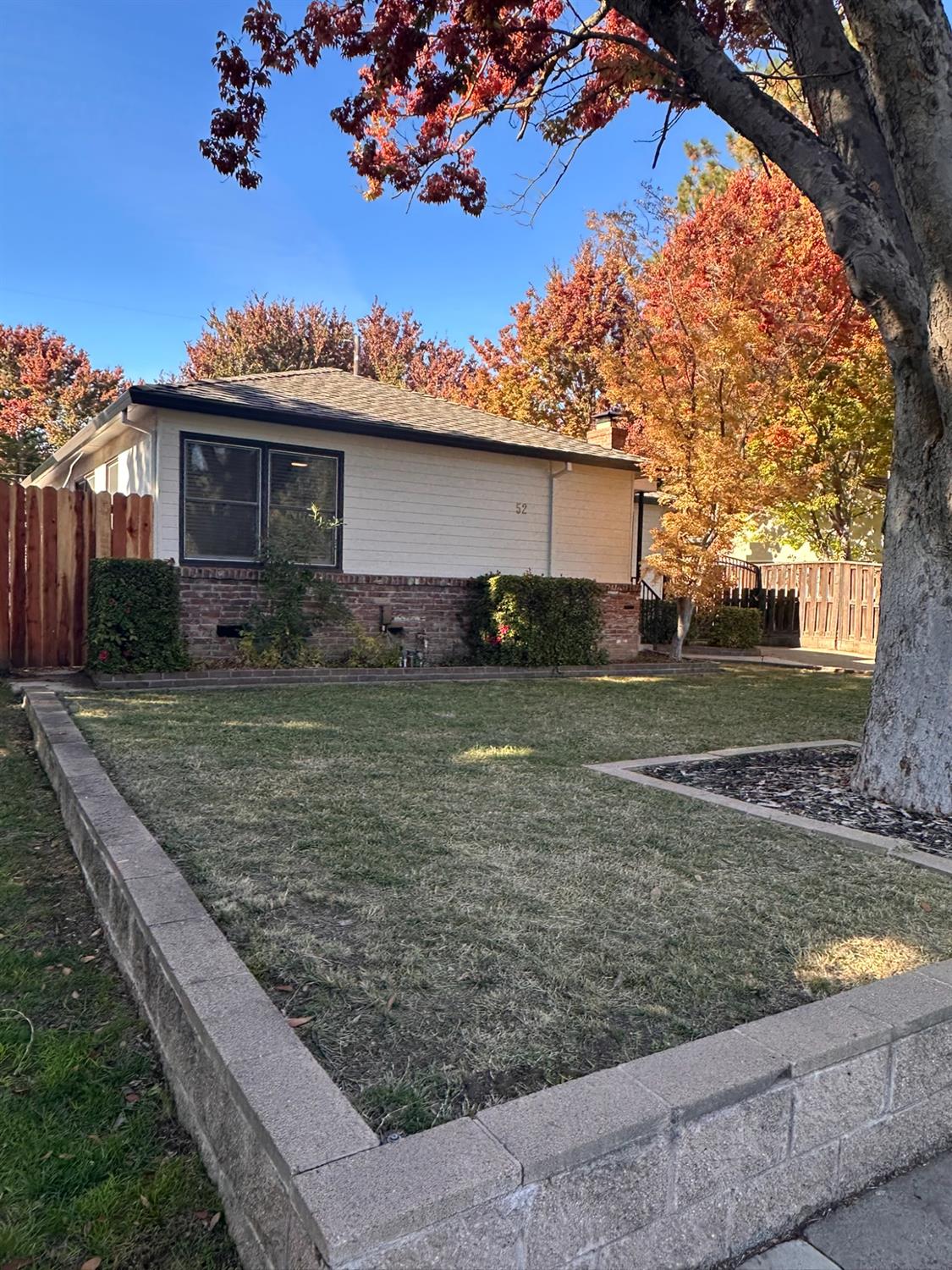 52 Coloma Way Sacramento, CA 95819 - Photo 3 of 47