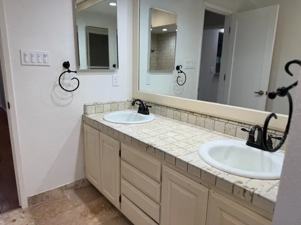 $760,000 | 52 Coloma Way, Sacramento, CA 95819