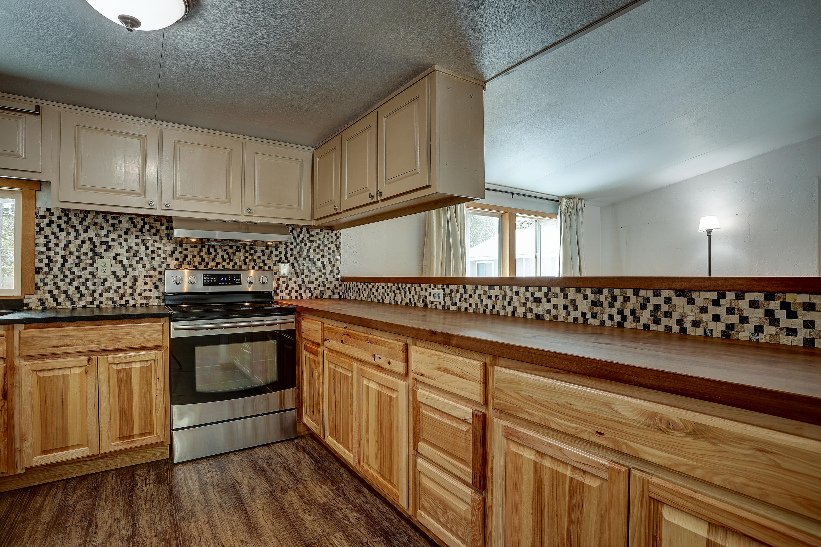 17031 Kingsburg Road Bend, OR 97707 - Photo 11 of 32 17031 Kingsburg Road MLS-12