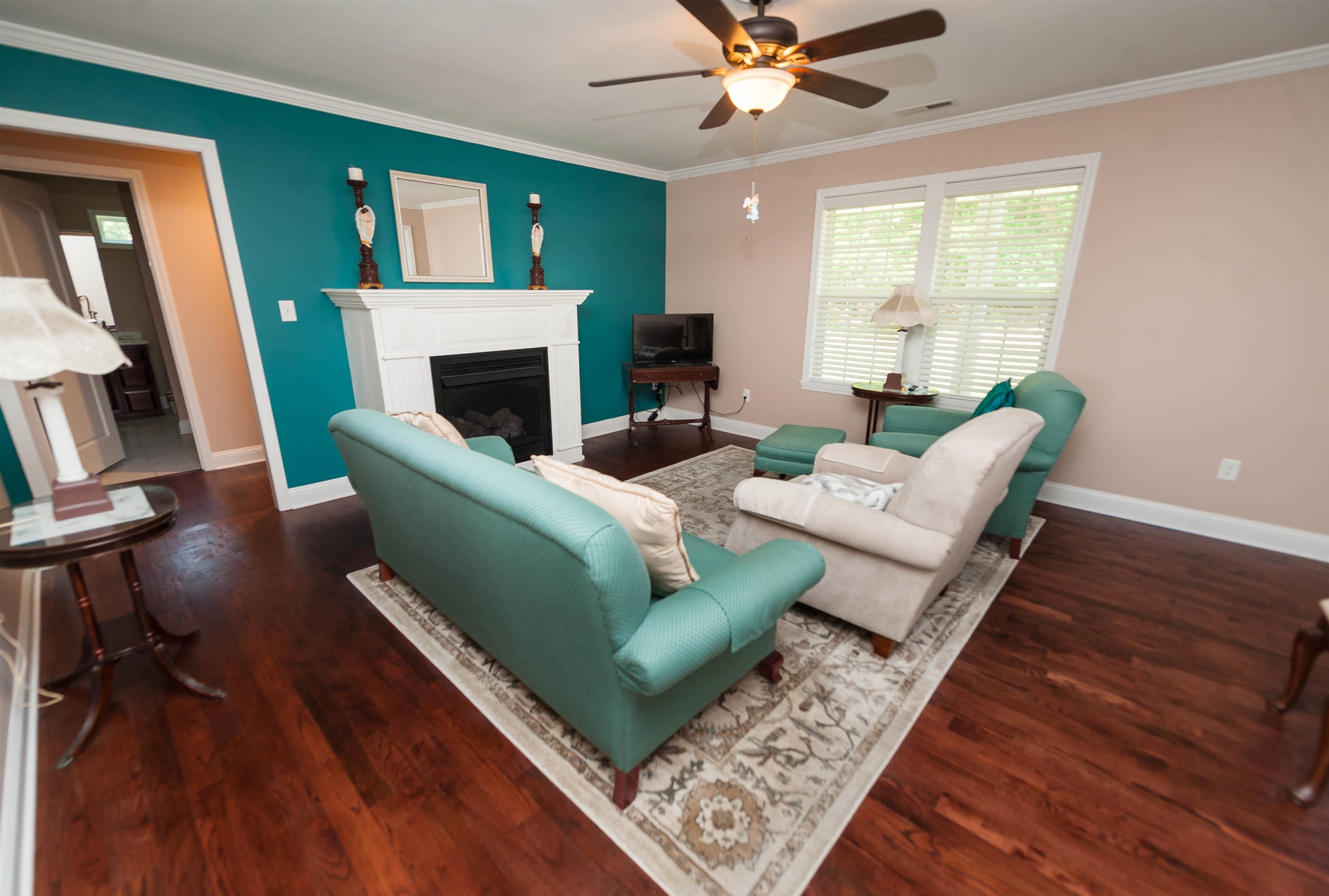645 Love Springs Road Cowpens, SC 29330 - Photo 4 of 36