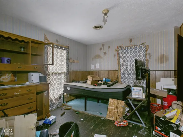 $79,900 | 515 South Harrison Street, Alexandria, IN 46001