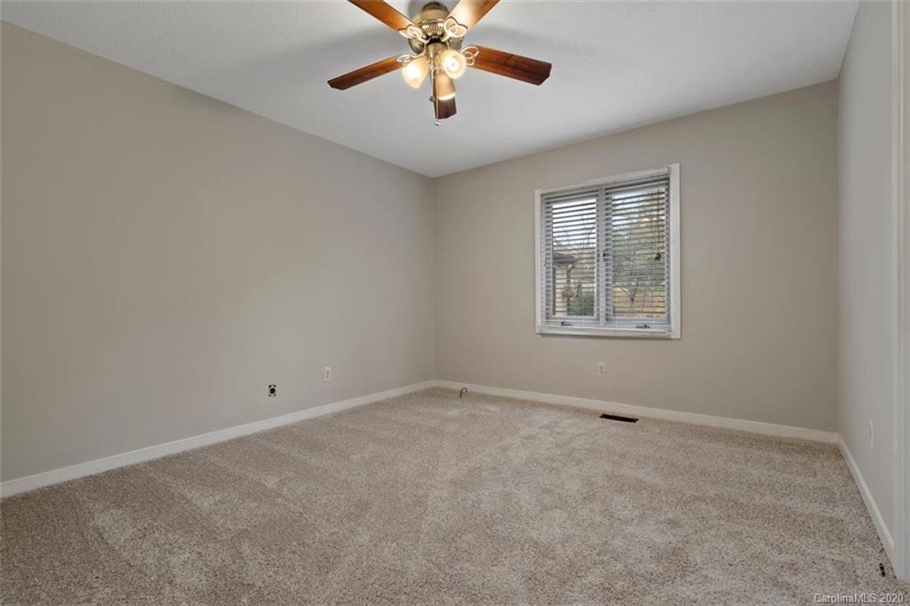 4013 Rounding Run Road Charlotte, NC 28277 - Photo 33 of 48