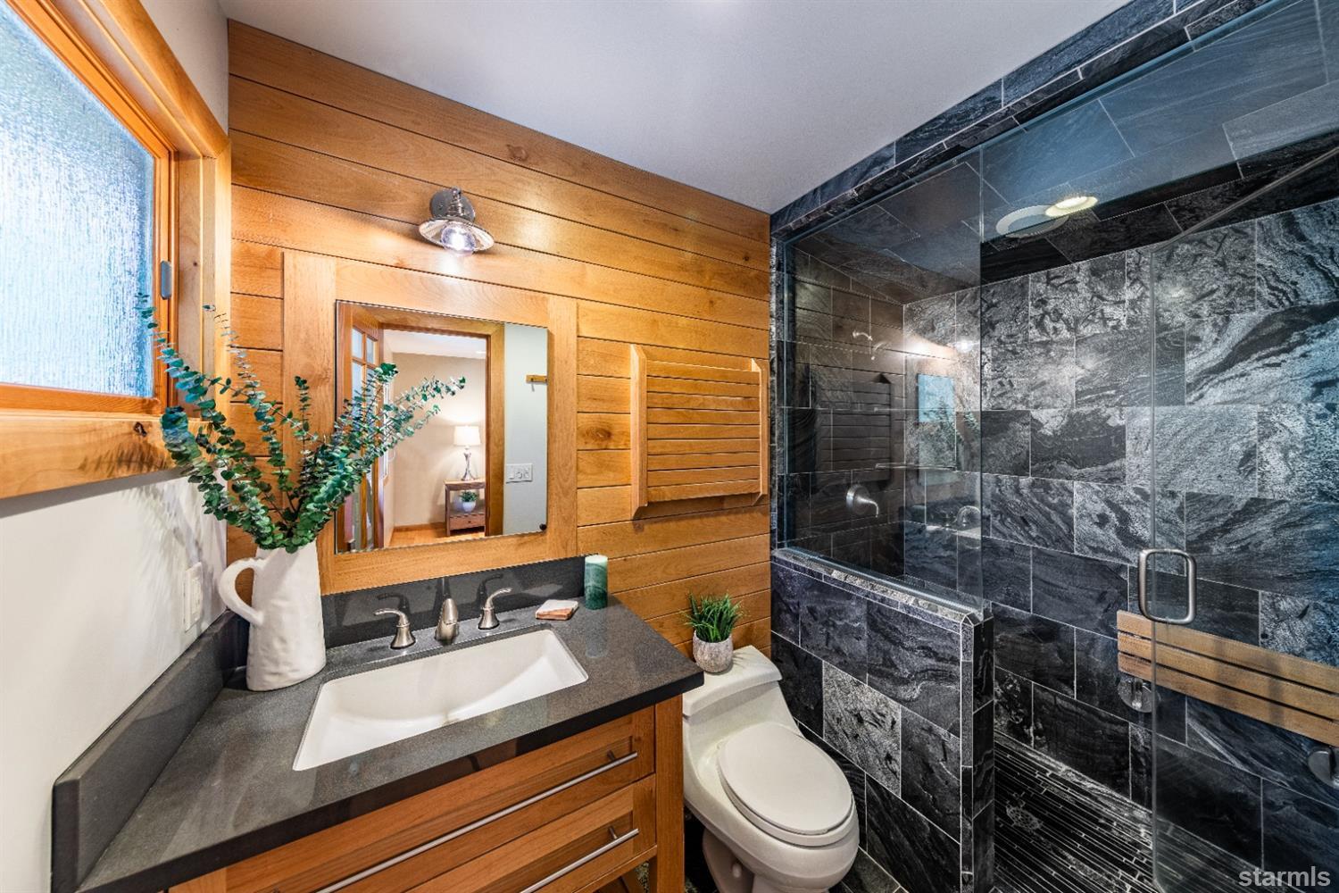 3540 Ralph Drive South Lake Tahoe, CA 96150 - Photo 16 of 25