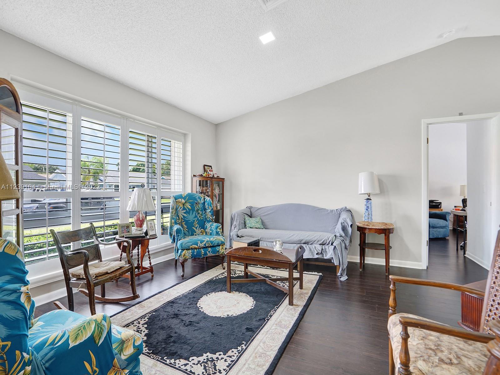 12860 Southwest 147th Terrace Road Miami, FL 33186 - Photo 11 of 25 Gallery Image 11