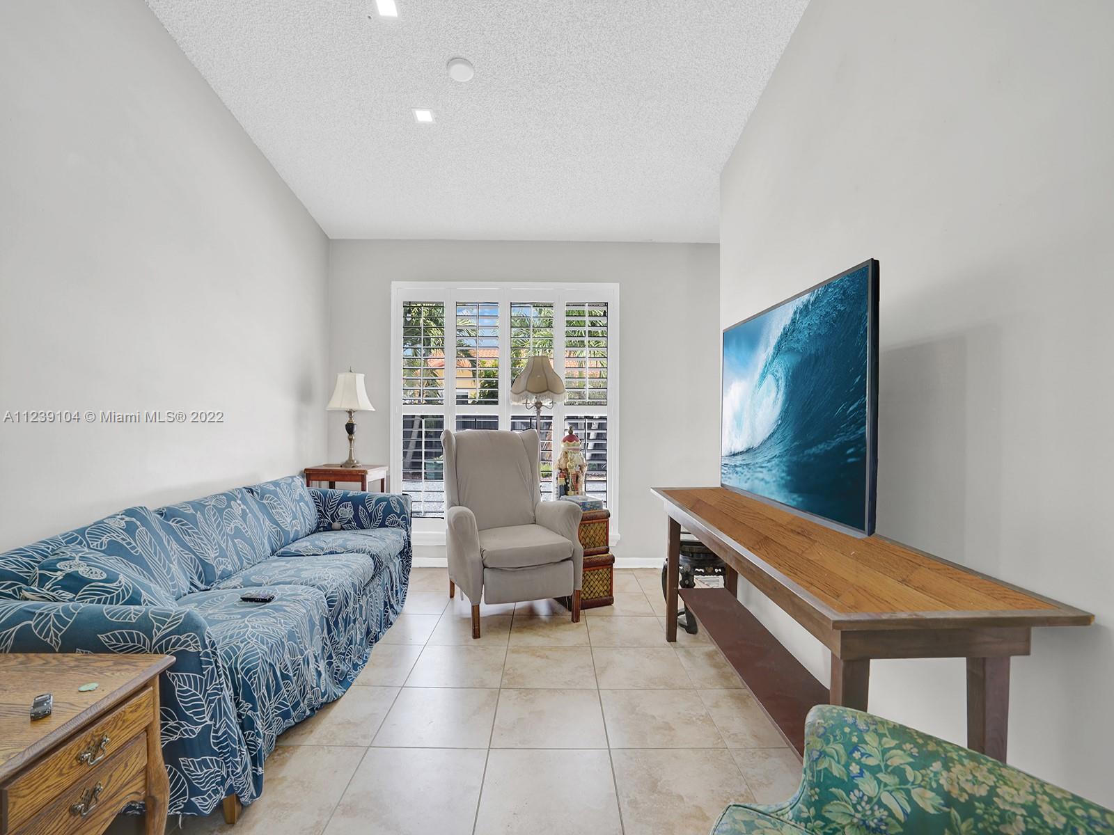 12860 Southwest 147th Terrace Road Miami, FL 33186 - Photo 13 of 25 Gallery Image 13