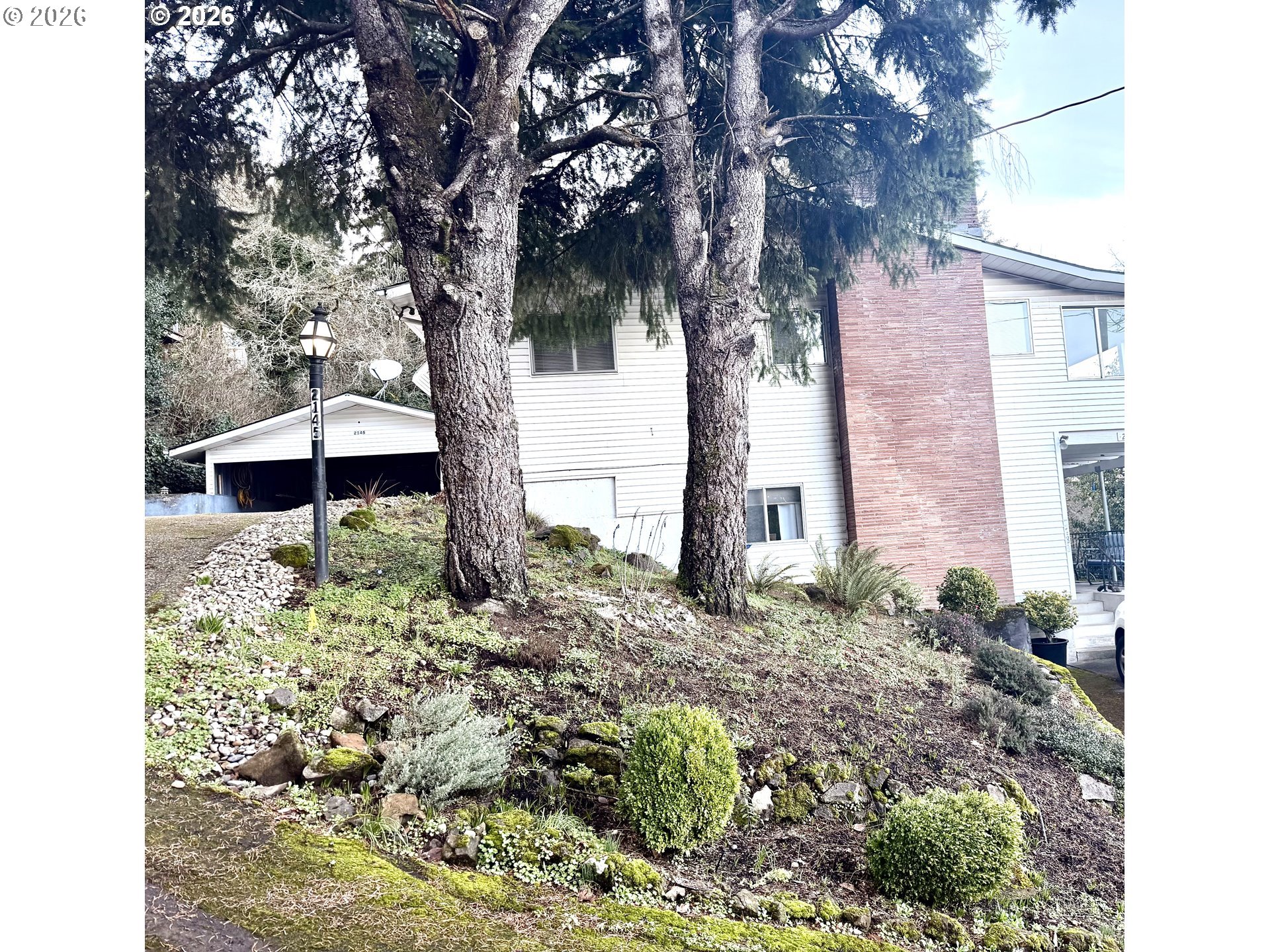 2145 Webb Street West Linn, OR 97068 - Photo 37 of 46 a front view of a house with a yard