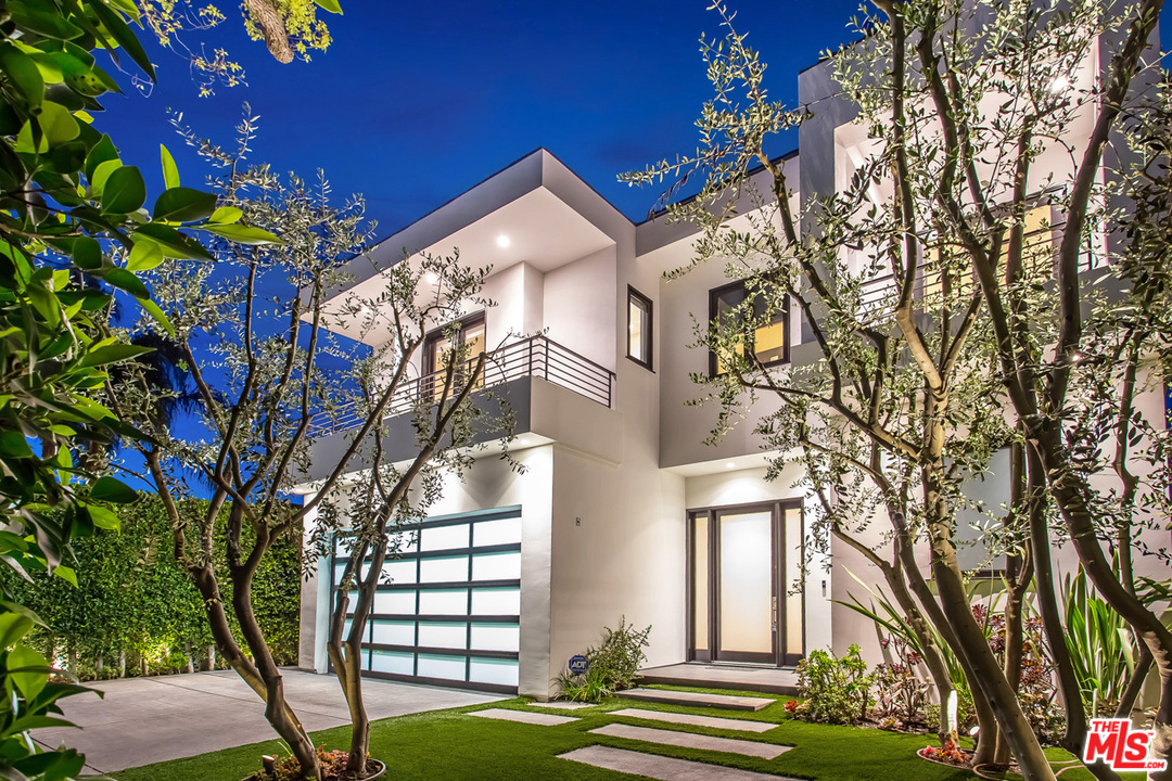 6533 Colgate Avenue Los Angeles, CA 90048 - Photo 2 of 19