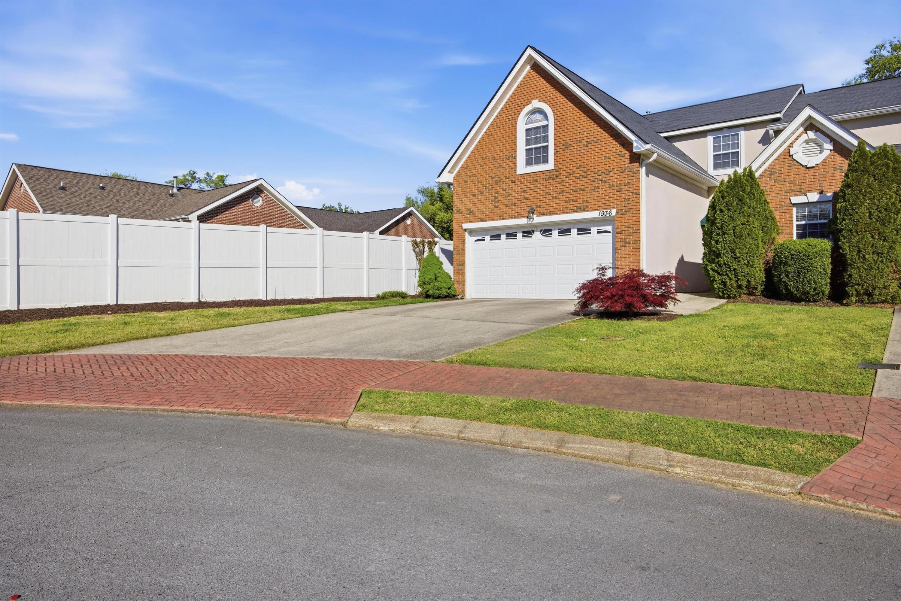 1936 Rosebrook Drive Chattanooga, TN 37421 - Photo 34 of 55 34-090A4903_autoremove_26001974