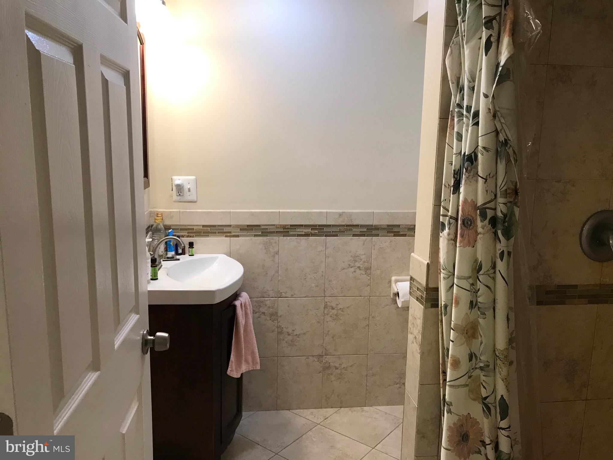 1550 Ridgely Drive Edgewater, MD 21037 - Photo 14 of 22 Basement Full Bath