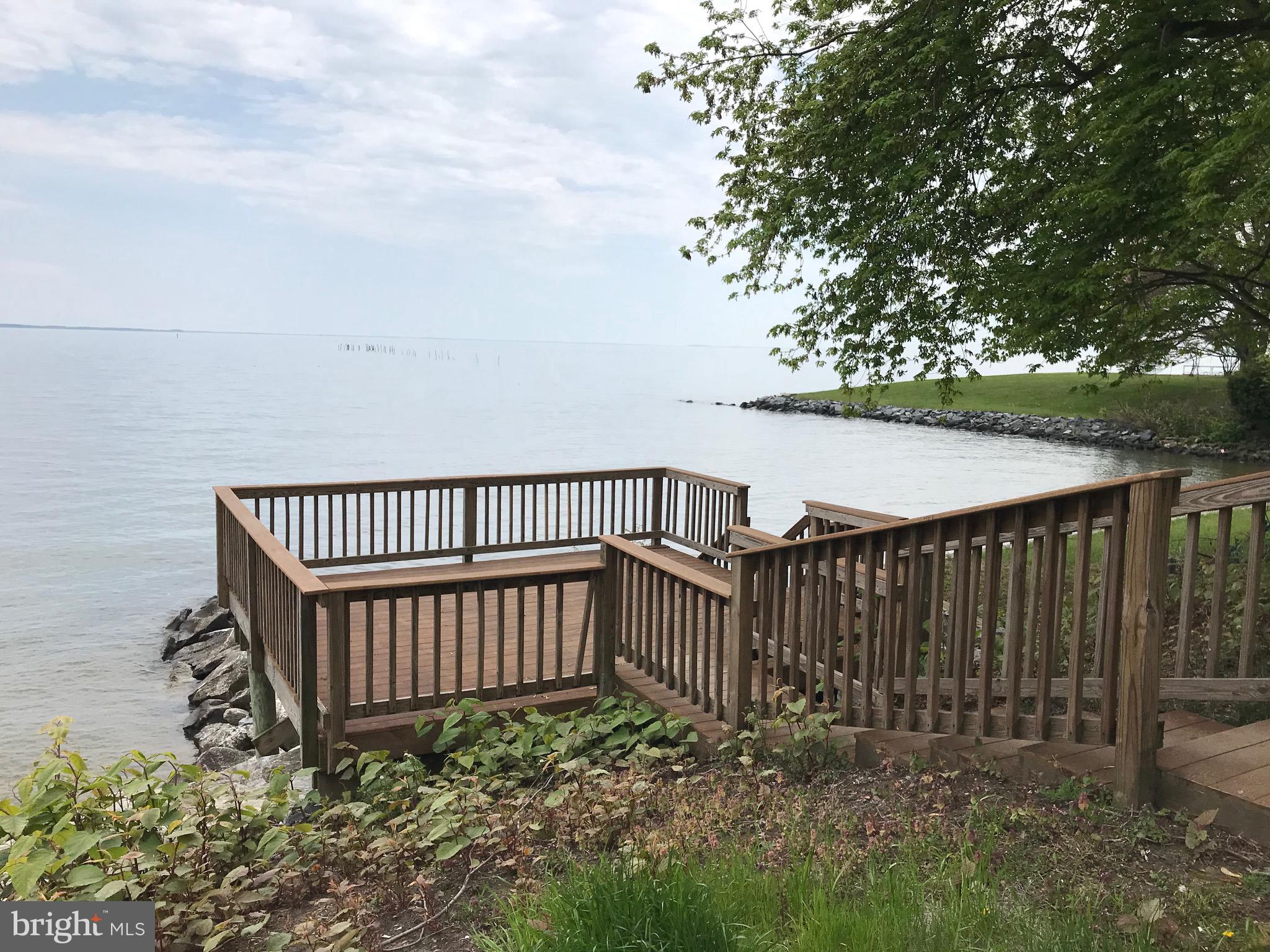 1550 Ridgely Drive Edgewater, MD 21037 - Photo 22 of 22 Community Deck