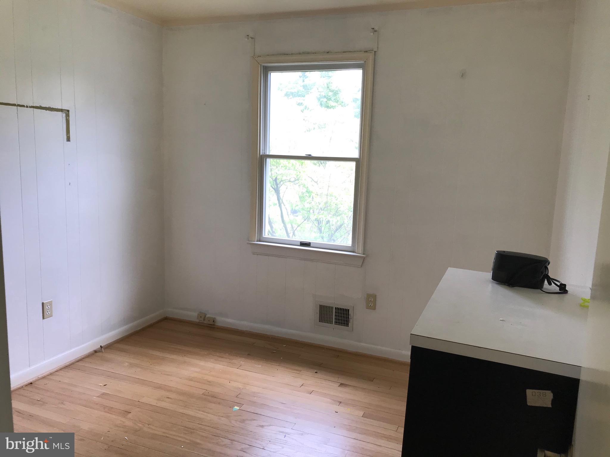 1550 Ridgely Drive Edgewater, MD 21037 - Photo 9 of 22 Bedroom #1