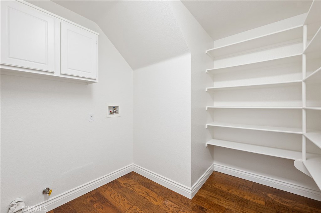 33751 Abbey Road Temecula, CA 92592 - Photo 20 of 41 a view of walk in closet with empty racks