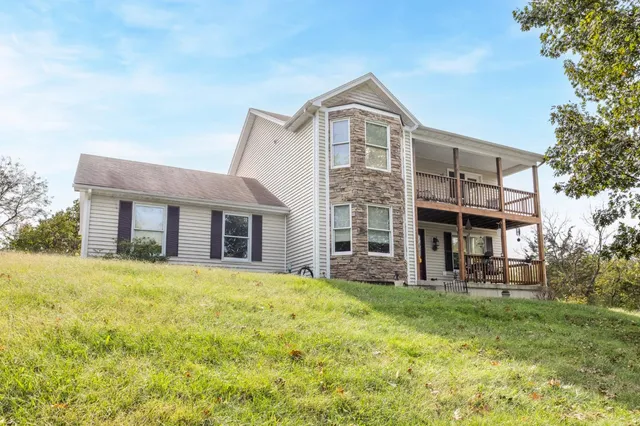 $399,900 | 18133 Rainbow Road, Lawrenceburg, IN 47025