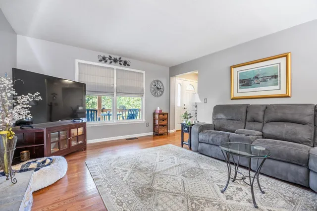 $399,900 | 18133 Rainbow Road, Lawrenceburg, IN 47025