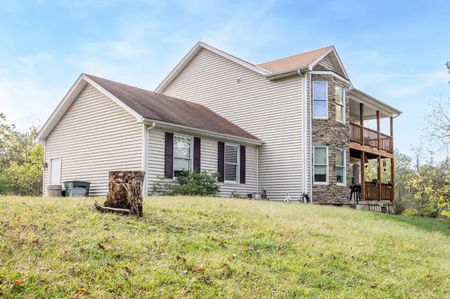 $399,900 | 18133 Rainbow Road, Lawrenceburg, IN 47025