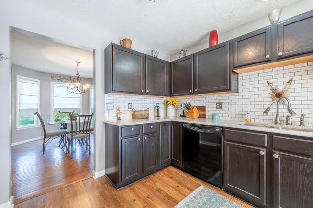 $399,900 | 18133 Rainbow Road, Lawrenceburg, IN 47025