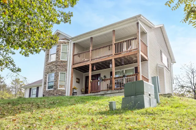 $399,900 | 18133 Rainbow Road, Lawrenceburg, IN 47025