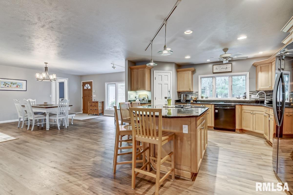 68 Villa Grove Springfield, IL 62712 - Photo 15 of 50 Gallery Image 15