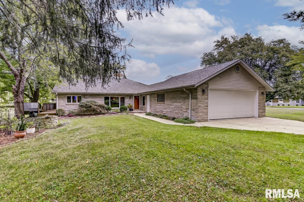 68 Villa Grove Springfield, IL 62712 - Photo 2 of 50 Gallery Image 2