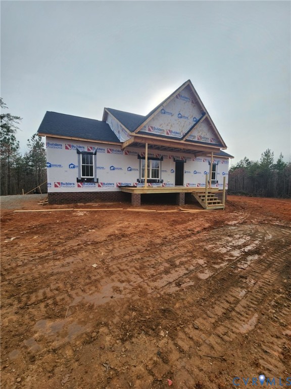 1841 Cartersville Road Goochland, VA 23063 - Photo 33 of 34 front view of a house with a yard