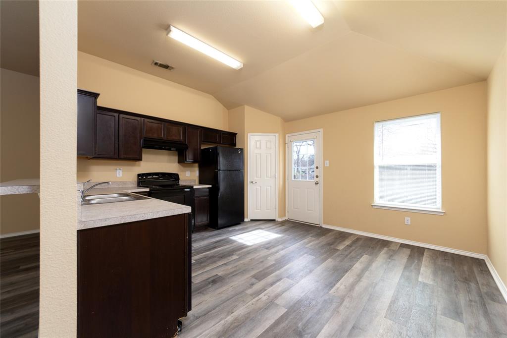 8534 Bearden Street Dallas, TX 75227 - Photo 19 of 21