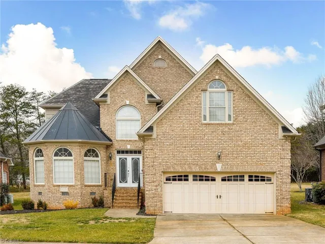 $595,000 | 203 Christi Lane, Kernersville, NC 27284