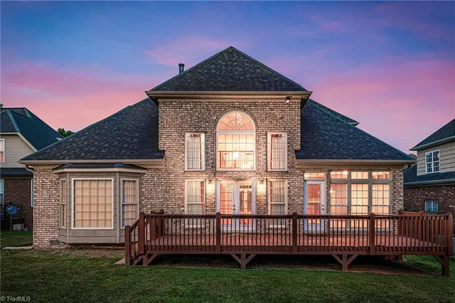 $595,000 | 203 Christi Lane, Kernersville, NC 27284