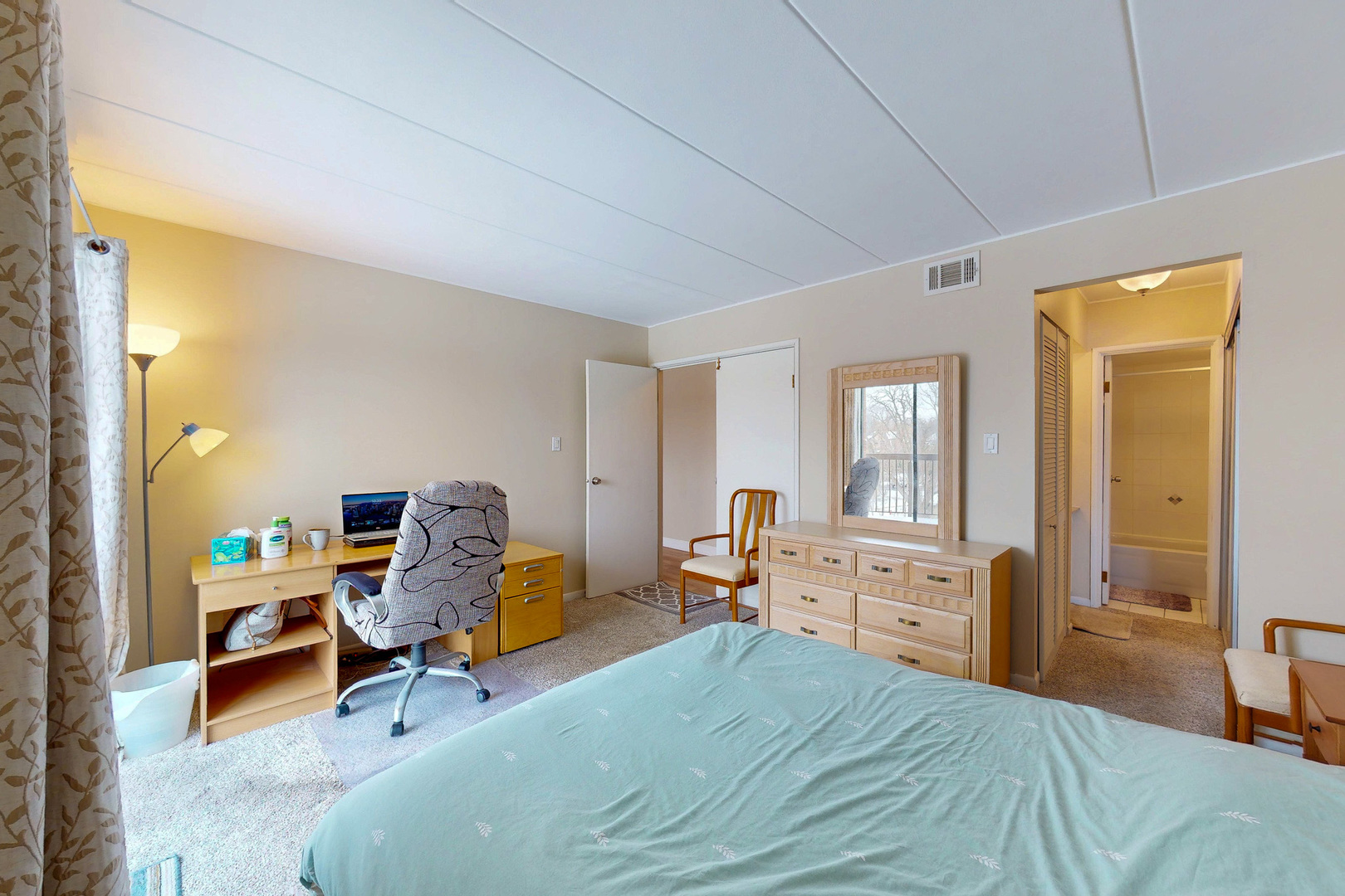 6443 Clarendon Hills Road, Unit 411K Willowbrook, IL 60527 - Photo 13 of 28