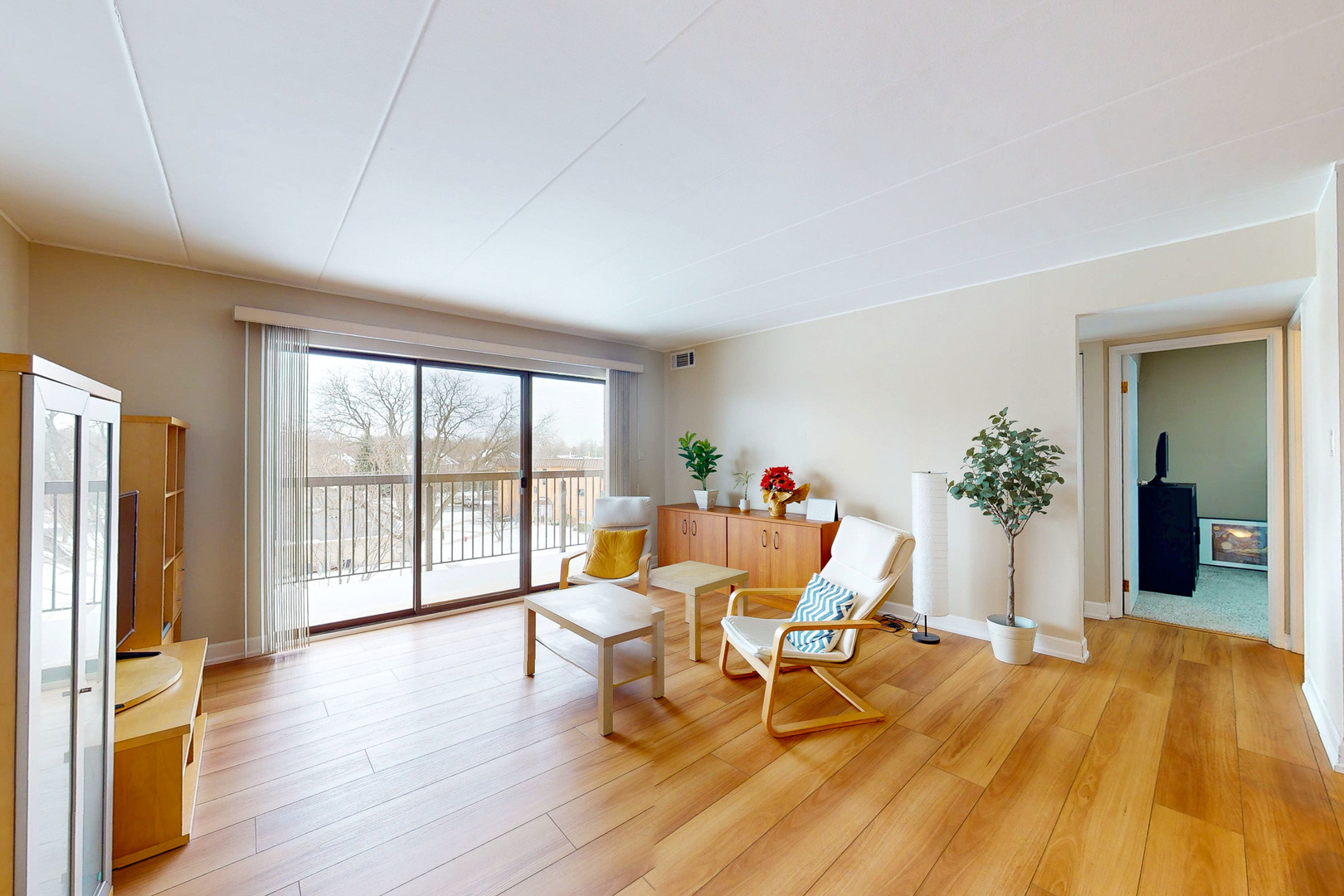 6443 Clarendon Hills Road, Unit 411K Willowbrook, IL 60527 - Photo 9 of 28