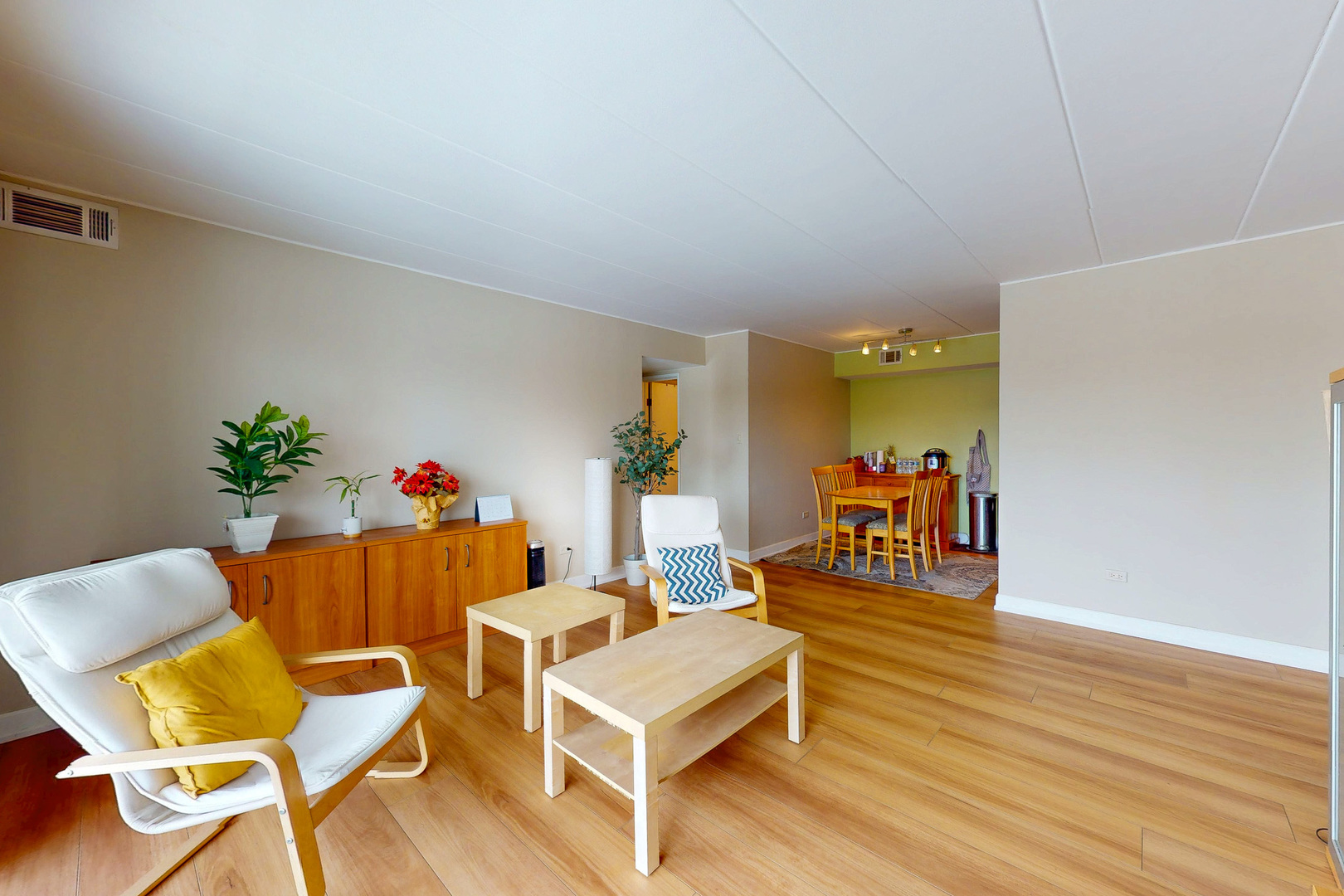 6443 Clarendon Hills Road, Unit 411K Willowbrook, IL 60527 - Photo 10 of 28