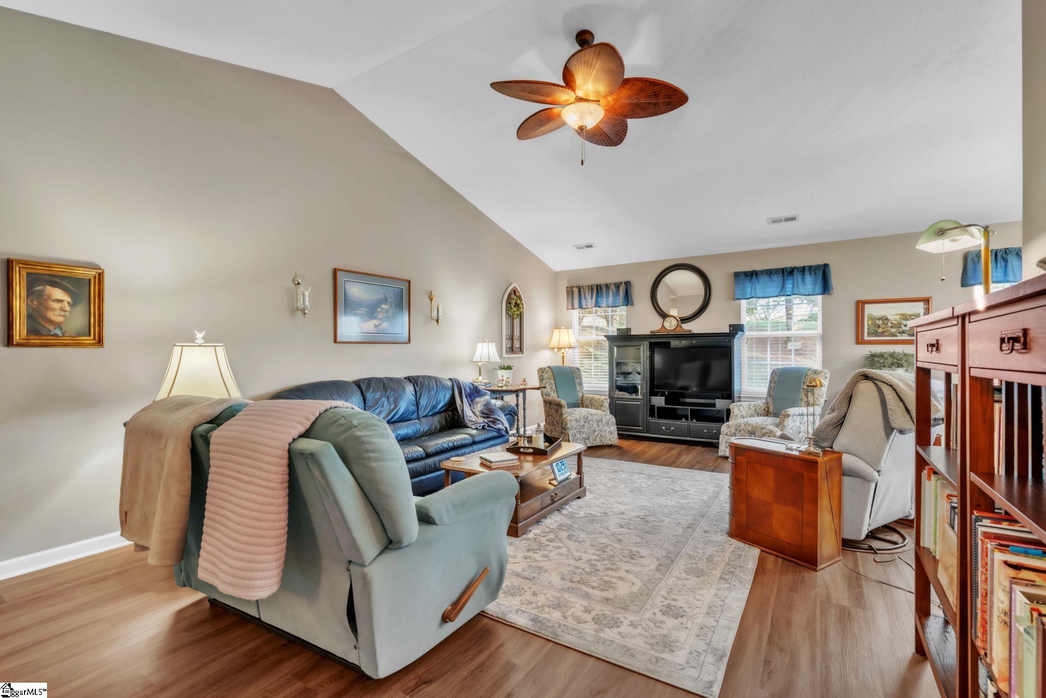 1 Catterick Way Fountain Inn, SC 29644 - Photo 5 of 31 Gallery Image 5