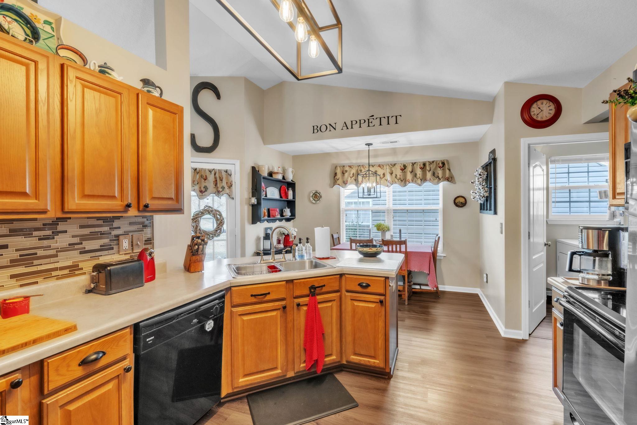 1 Catterick Way Fountain Inn, SC 29644 - Photo 8 of 31 Gallery Image 8