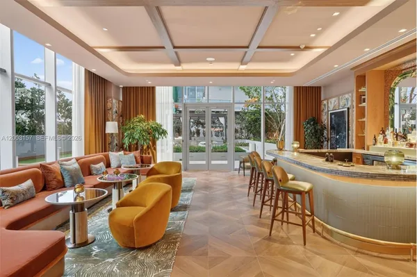 $5,500 | 77 Southeast 5th Street, Unit 2705, Miami, FL 33131