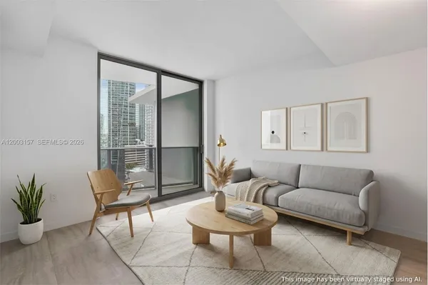 $5,500 | 77 Southeast 5th Street, Unit 2705, Miami, FL 33131