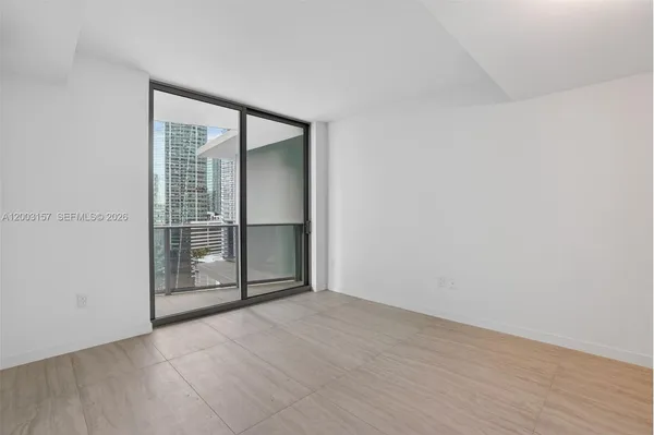 $5,500 | 77 Southeast 5th Street, Unit 2705, Miami, FL 33131
