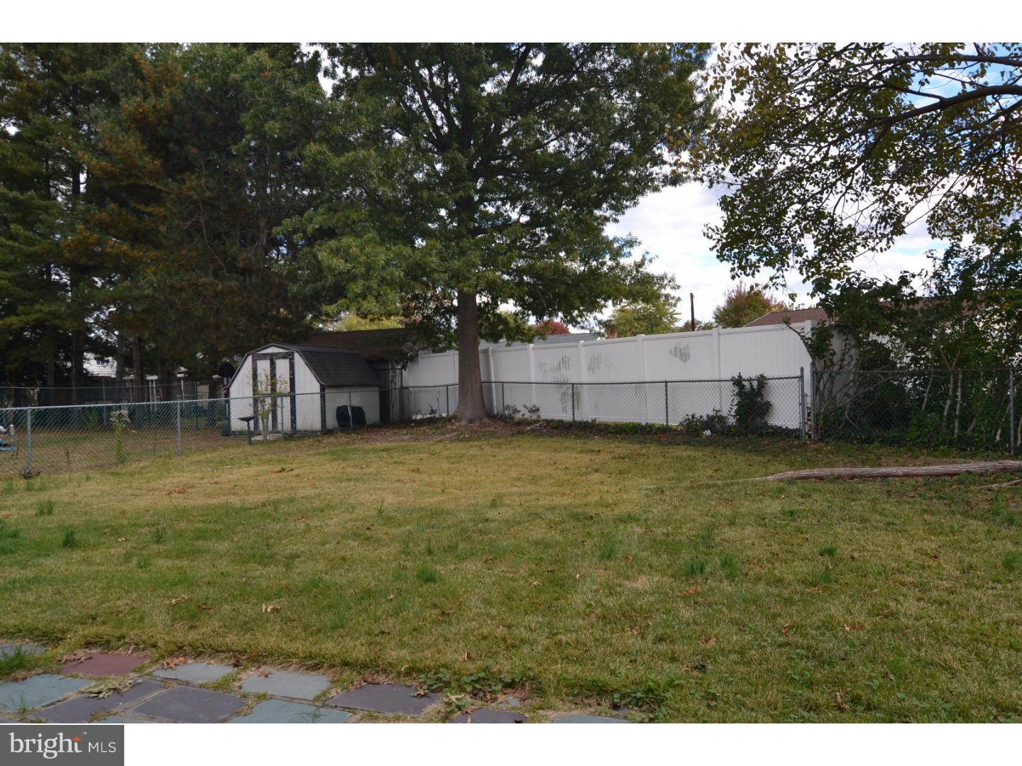 211 Green Ridge Road Voorhees, NJ 08043 - Photo 13 of 14