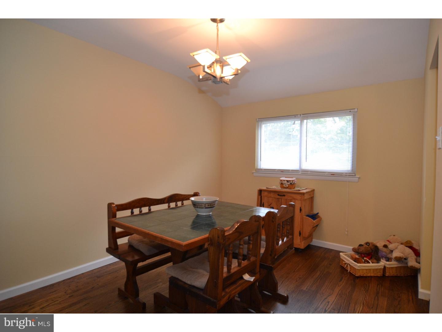 211 Green Ridge Road Voorhees, NJ 08043 - Photo 4 of 14